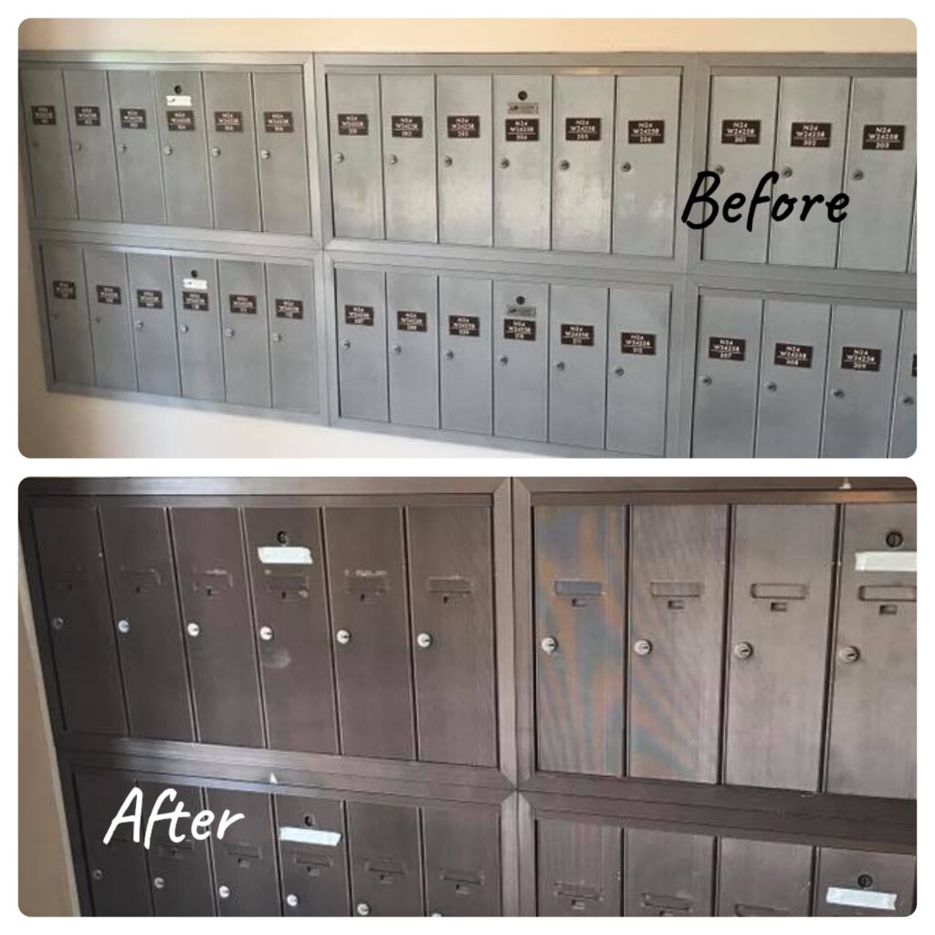 Mailboxes – Gray to Wood Looking